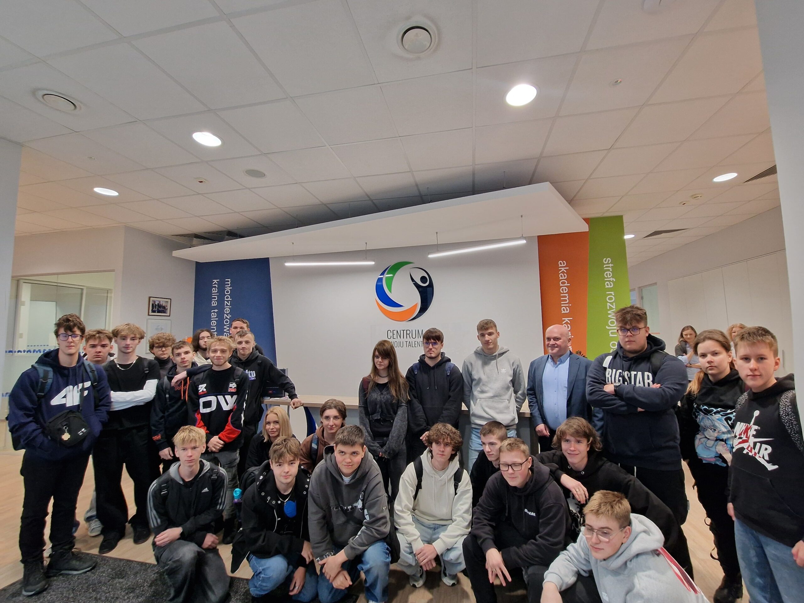 ZAWODOWE INSPIRACJE I PRAKTYCZNA WIEDZA — WYJAZD IV TIP DO GDAŃSKA